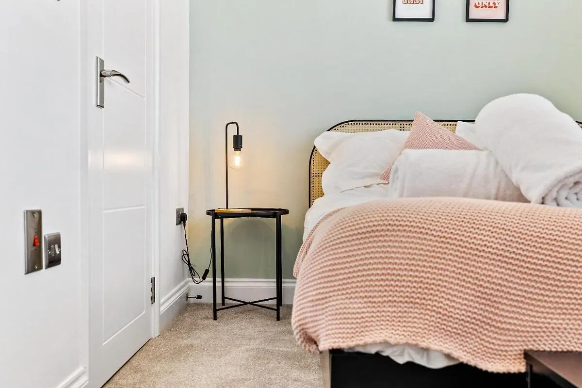 3 Bedroom Flat With Sea View And Roof Terrace 브라이턴 아파트